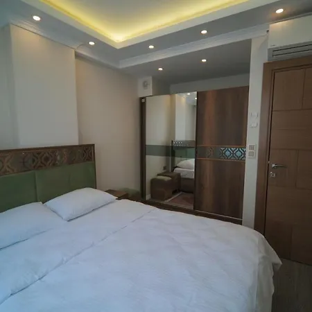 1b Apt In The Heart Of