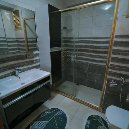 Διαμέρισμα 1b Apt In The Heart Of *